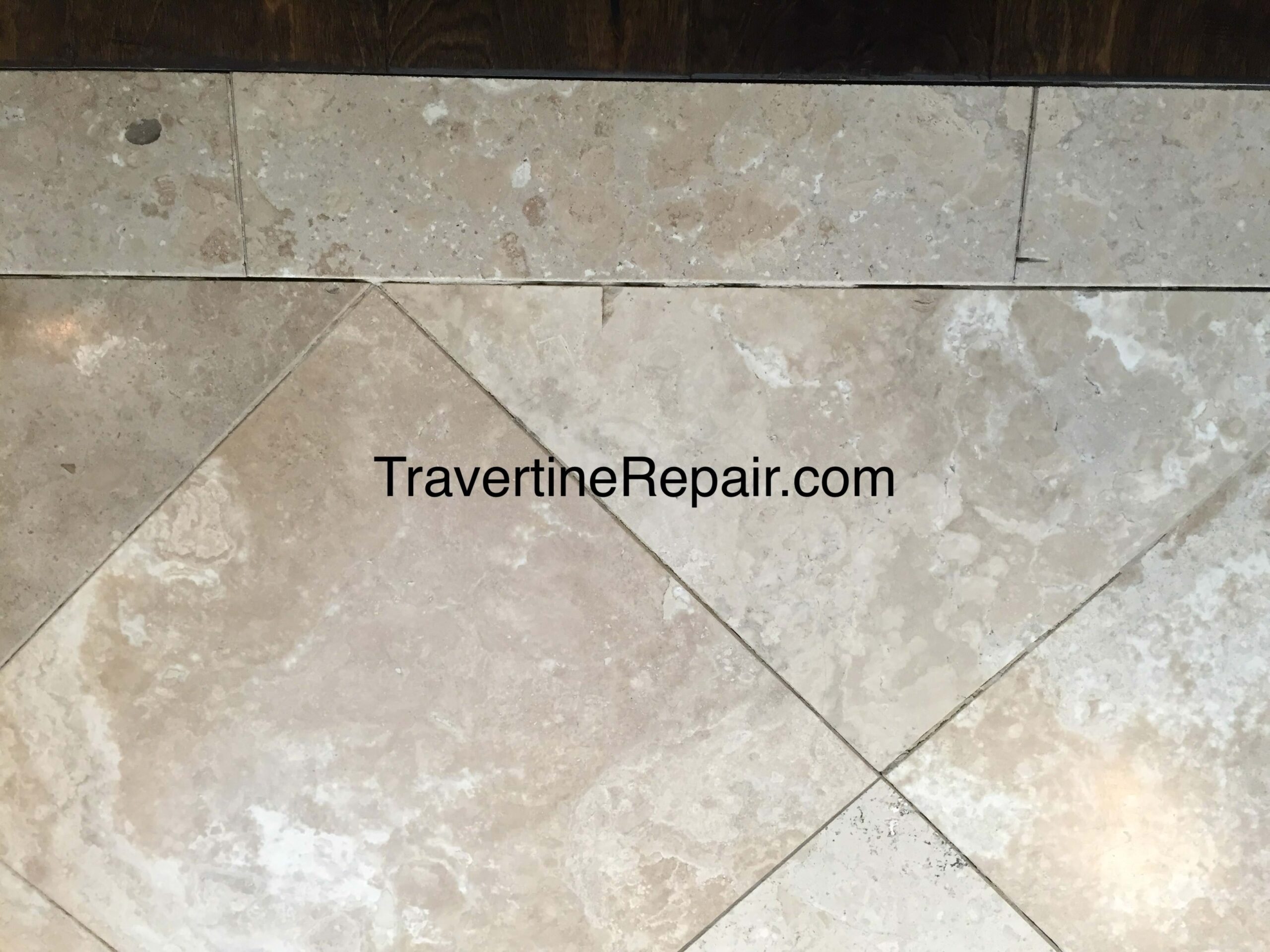 Travertine_Patio_Before_Paver_Repair